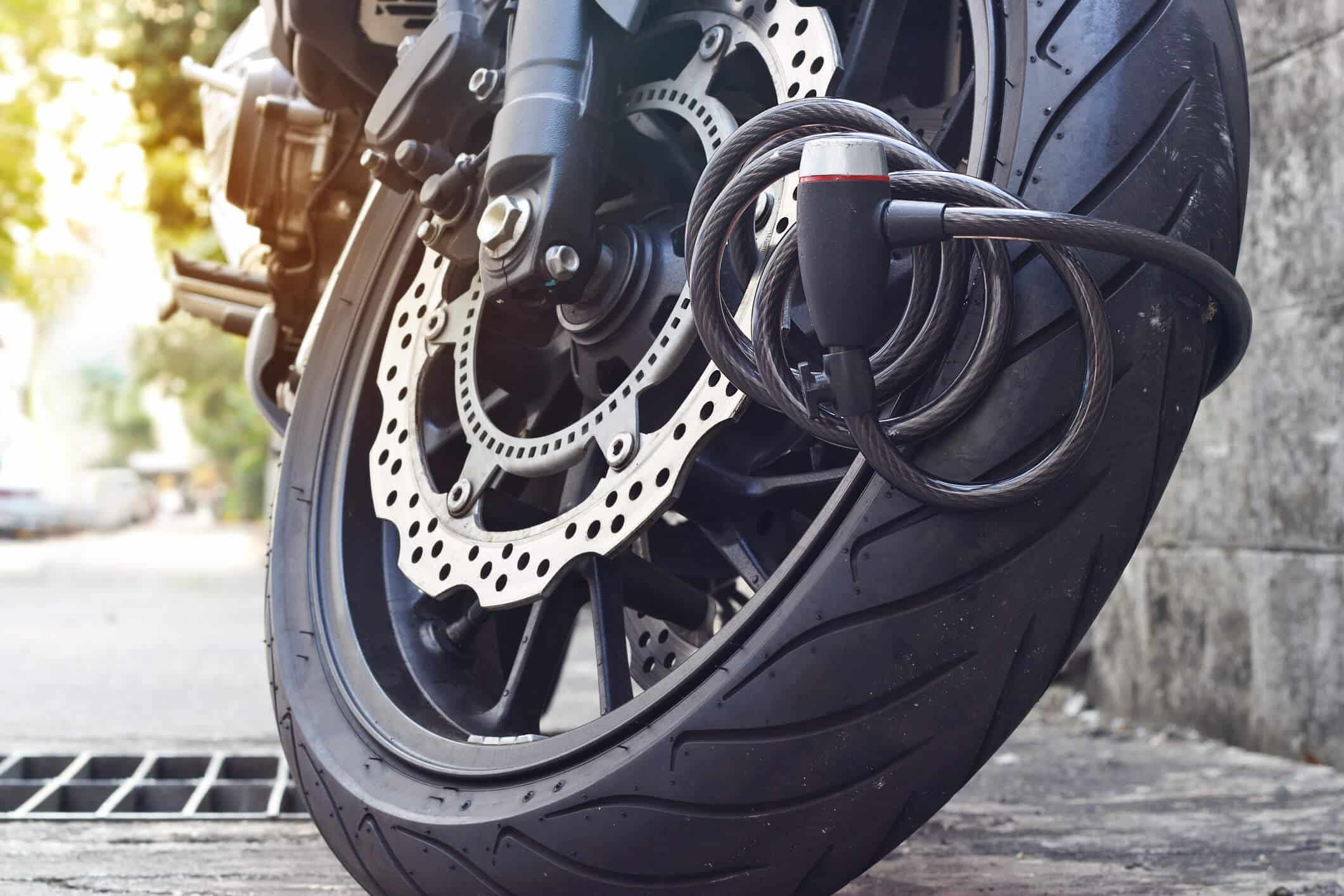 Veja como prevenir o roubo de moto com essas 10 dicas de ouro