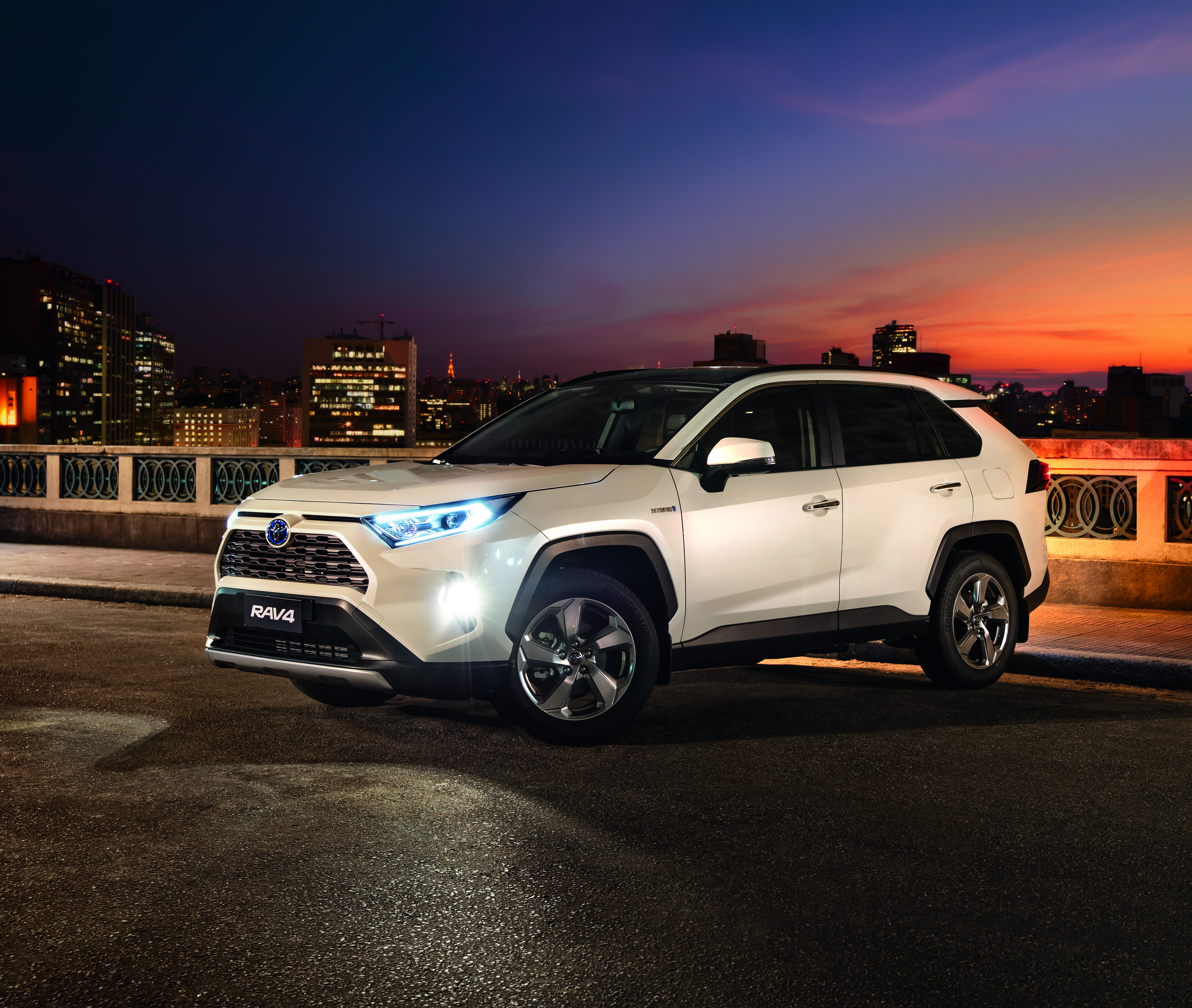 Avaliação Toyota RAV4 Hybrid: Bonito, confortável e econômico