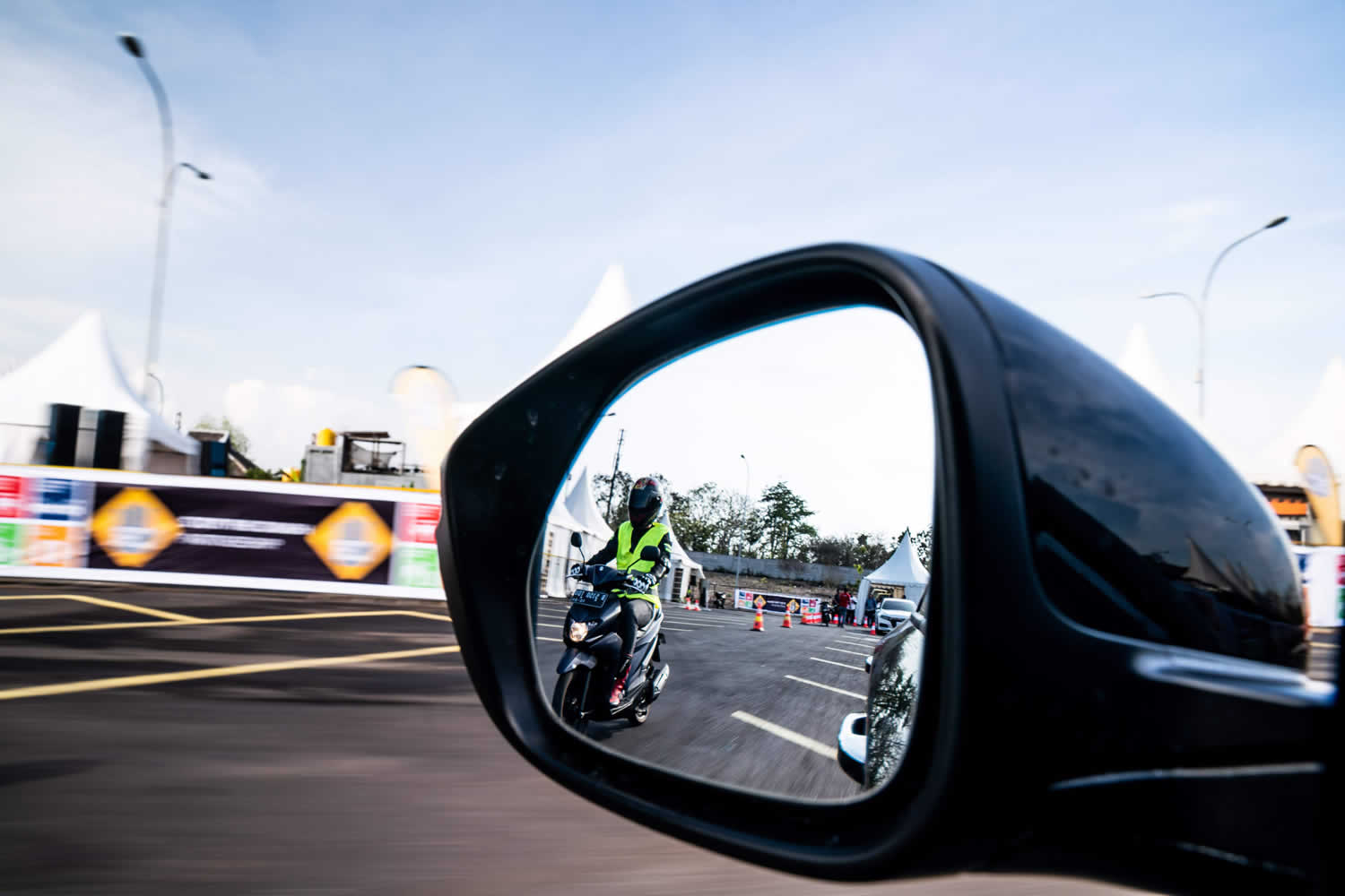 Pontos cegos: um risco para motociclistas