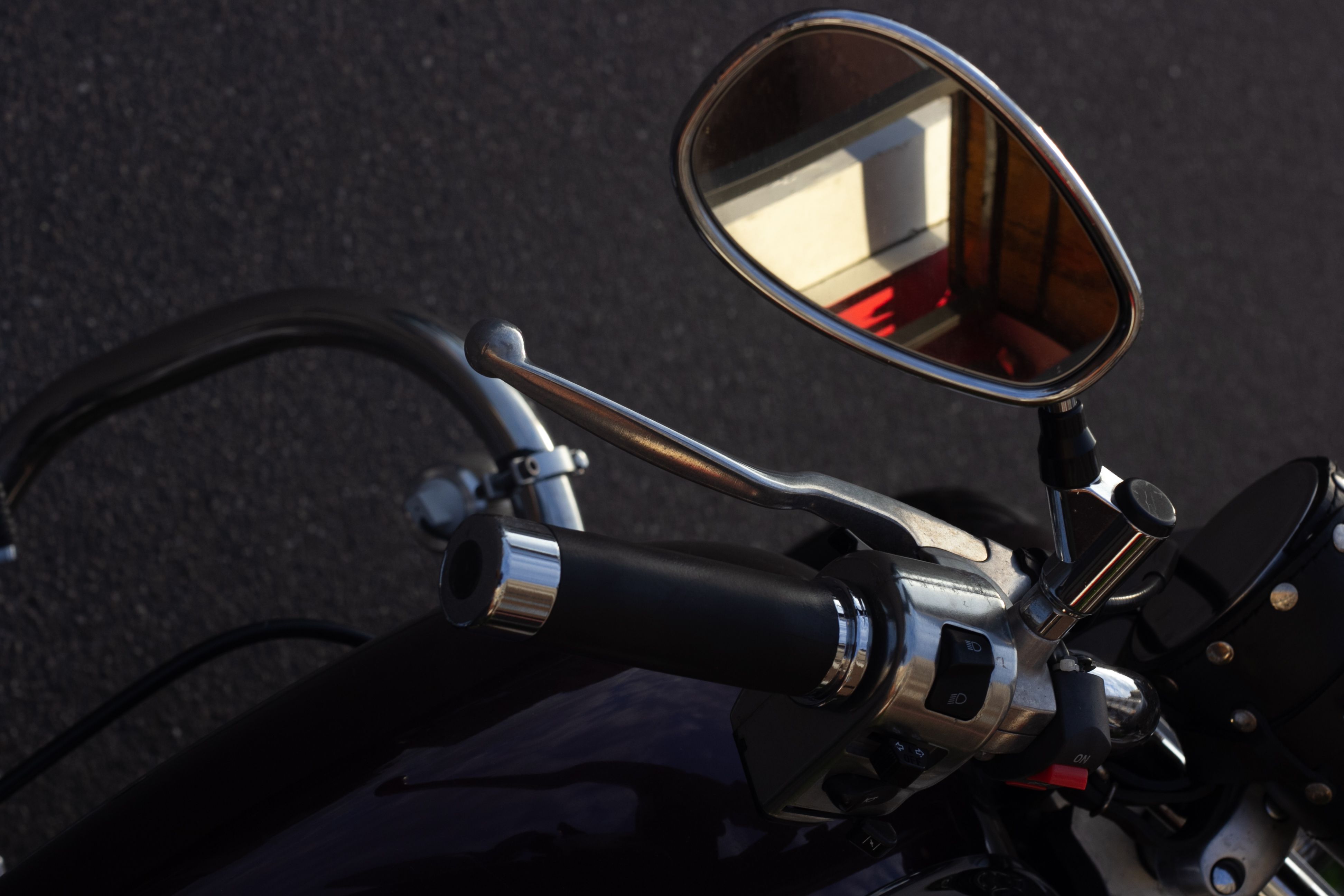 Imagem da embreagem de uma moto