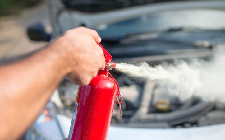 Extintor de incêndio para carros: é obrigatório ou não? - Blog da Nakata