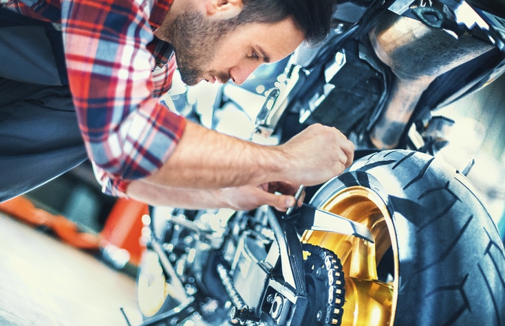 Revisão de moto: quando fazer e quais são os itens essenciais? Veja – Blog  Pantaneiro Capas