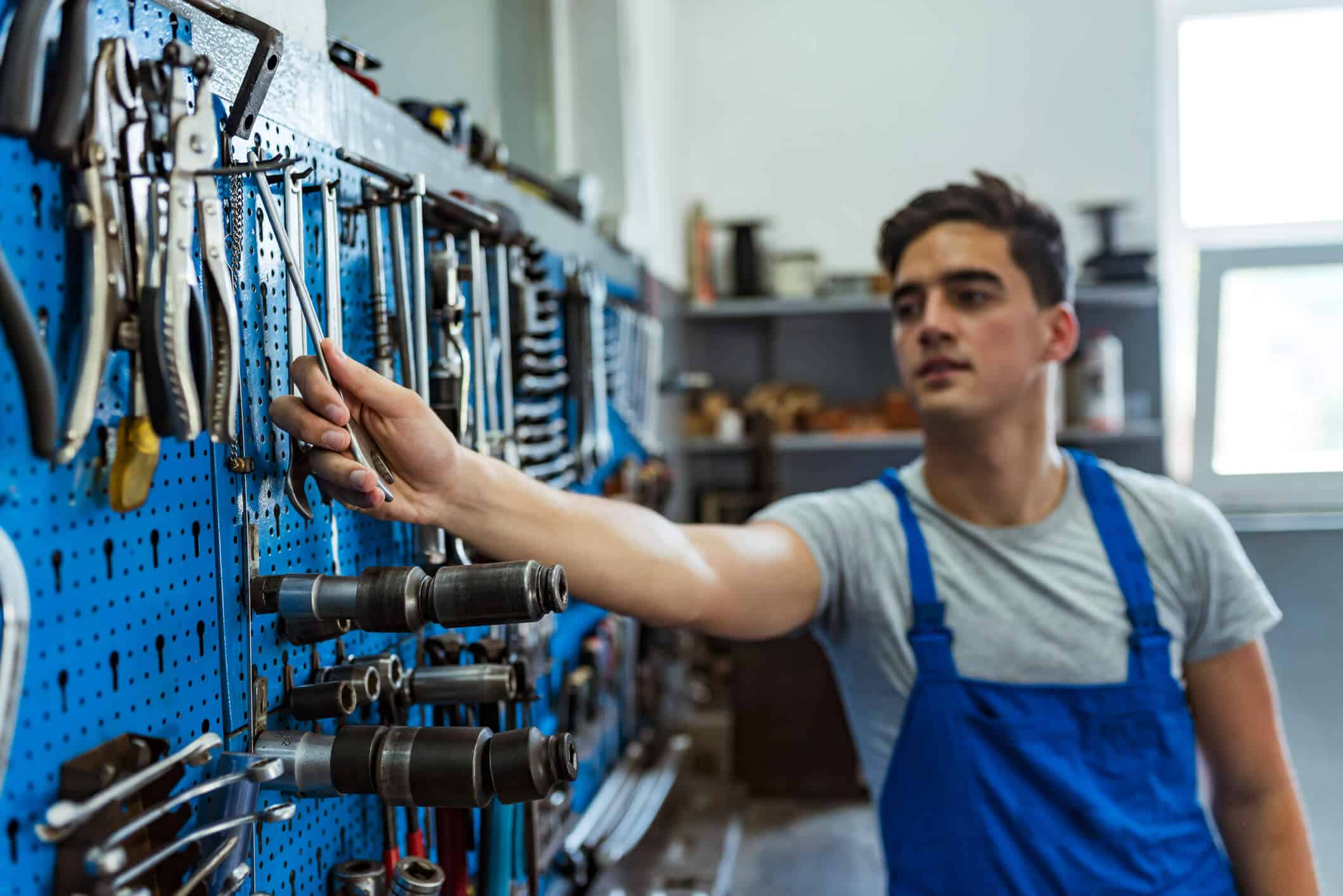 Quer abrir uma oficina? Quais são as ferramentas necessárias? - 2 e 4 rodas